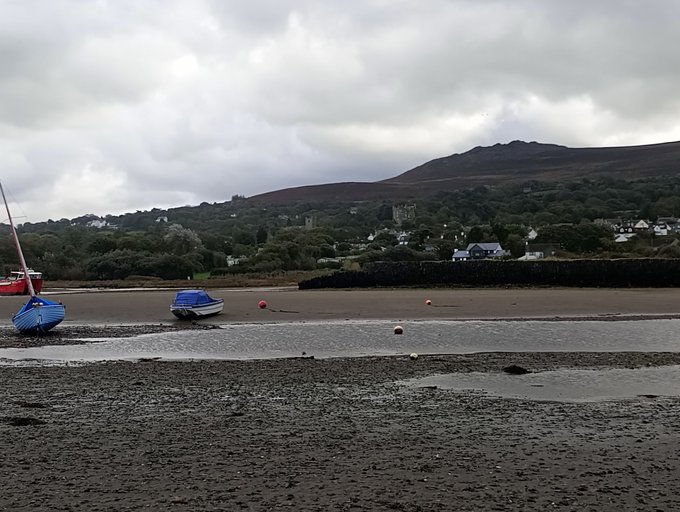 Here's my local beach; it's 253 miles from London and 115 miles from our border with England, and it's owned by the Crown Estate. Is nowhere safe from the grasping, thieving hands of the English Crown?
