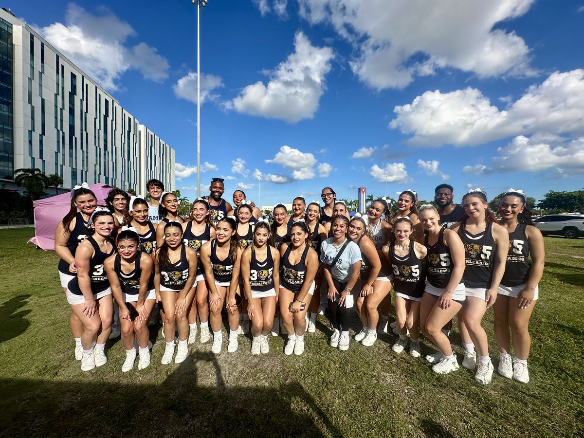 FIU Cheerleaders tweet media