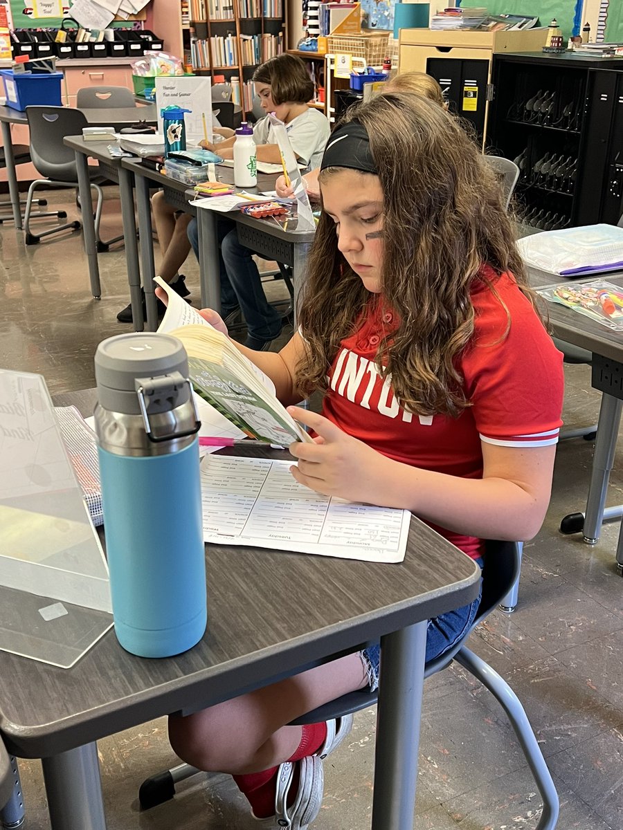 Karen Jansen tweet media