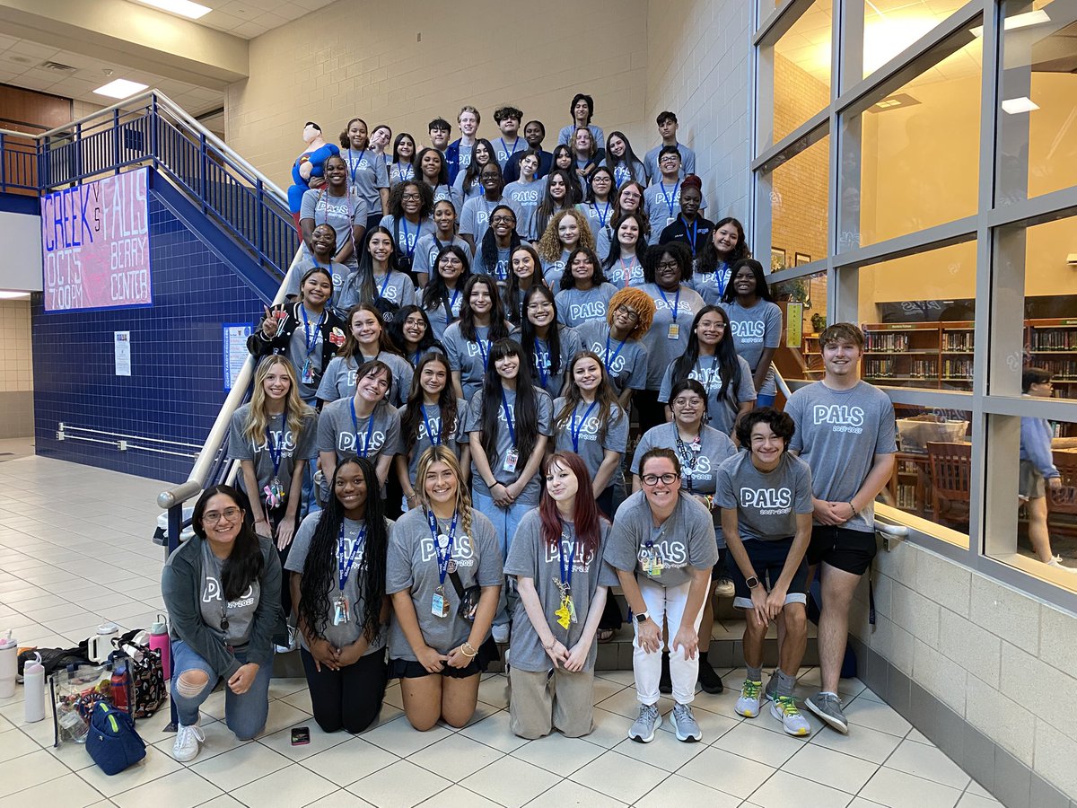 cchspals's tweet photo. It’s a great day to be a PAL! 💙 https://t.co/Z9OLbMTC9I
