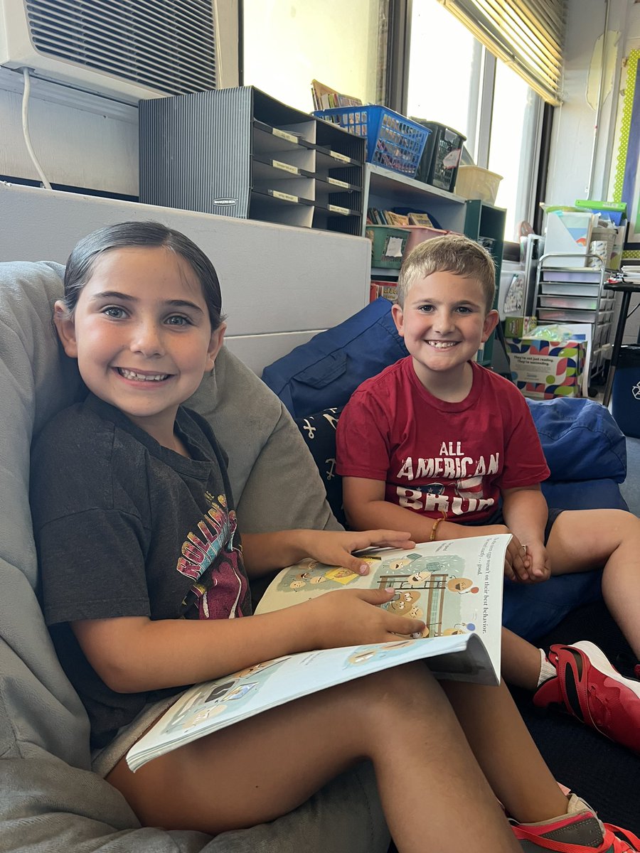 MsRedaelli tweet media