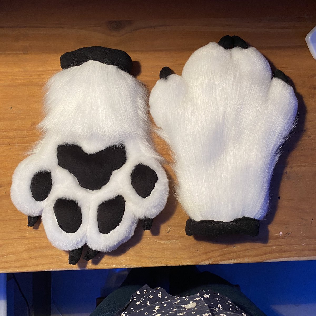 Hax_Creative's tweet photo. Paws finished in 2022 pattern by Kloofsuits https://t.co/cJXm1VnID2