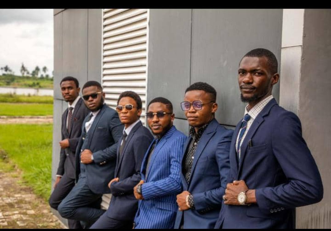 Nacosuniuyo's tweet photo. "Giving up was never an option"

Congratulations 020 of the Prestigious Faculty of Computing, University of Uyo on your Successful IT Defense. 

@IboroTC
#SmartInfo🤝
30/9/24 https://t.co/uLG2dl9GmR