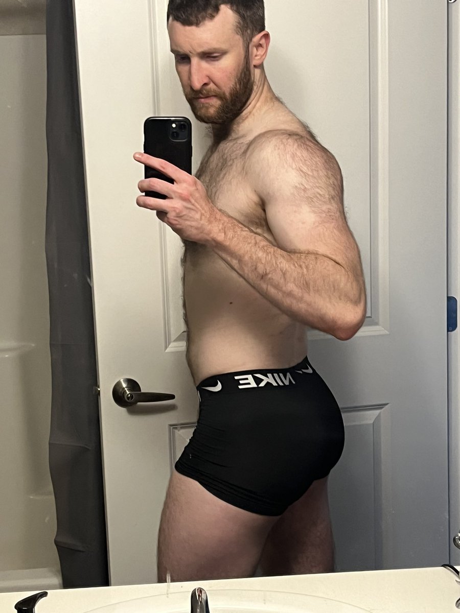GrowingTrav's tweet photo. Is that some size coming back to my legs?!

I hope so! https://t.co/ij4gzEgmWL