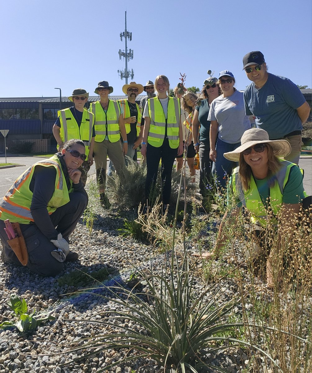 Thank you to the awesome volunteers
who planted over 400 plants at Wheat Ridge City Hall
for #NationalPublicLandsDay this past Saturday! 🌱💚