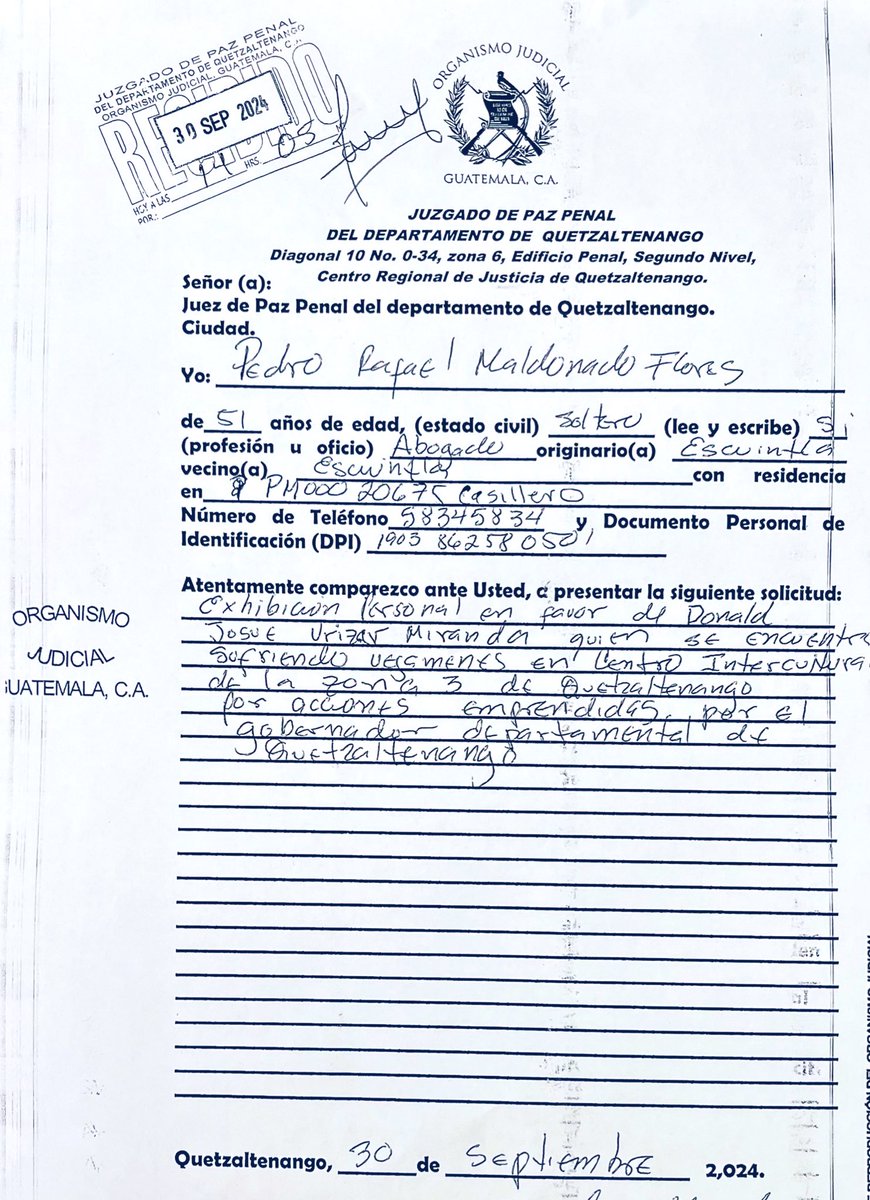 PrensaComunitar's tweet photo. #AlertaXela 📢 Presentan recurso de exhibición personal para verificar la situación de las personas del Centro Intercultural de Quetzaltenango
La acción fue presentada por el abogado Rafael Maldonado "por los vejámenes" provocados por el gobernador de Quetzaltenango, Aldo Herrera, contra la actual Junta Directiva del Centro Intercultural, que funciona en la antigua base militar.
"Nadie puede abusar de su autoridad", señaló Maldonado.