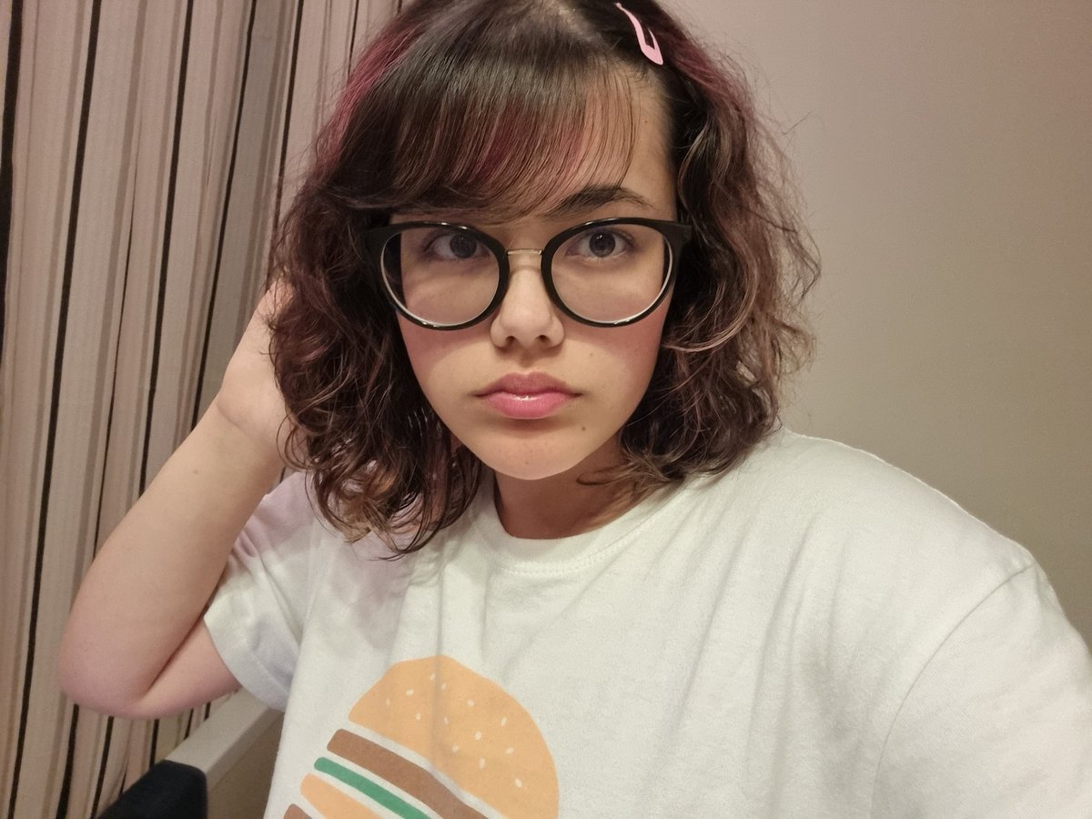 nooodle_bath's tweet photo. Ok I lied have this ig #lyOnselcaday #OnlyOneOfselcaday #OOOselcaday https://t.co/IFSYdzWw8J