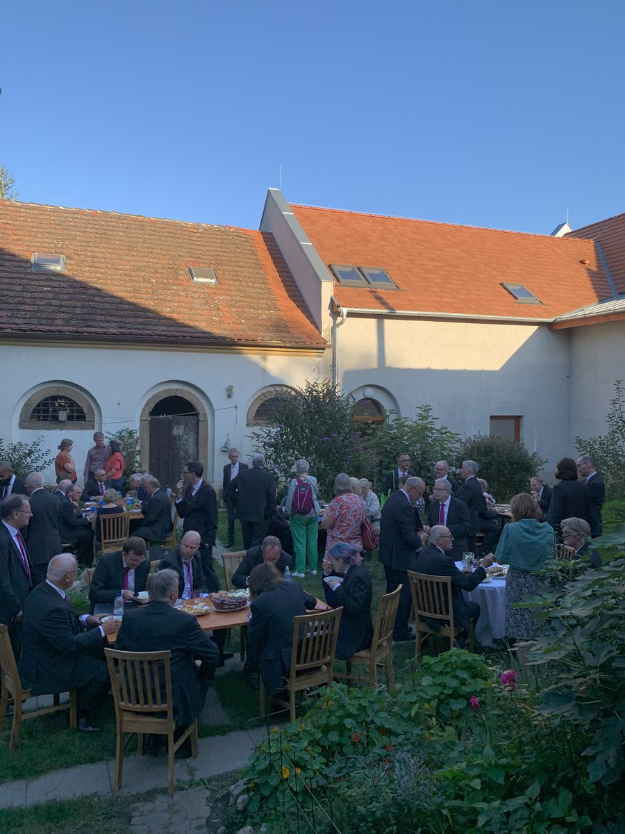 Singing at St Ludmilla’s Church in Tetin earlier this month as we toured the Prague region.

A brilliant afternoon of singing, and such a warm welcome in a charming town. What a day!

📍Tetin, Czech Republic 🇨🇿

#choir #singing #leedsmalevoicechoir #czechia #tetin