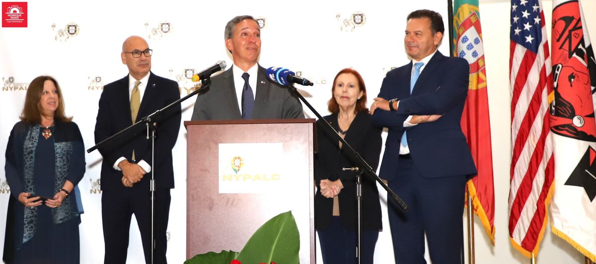 SenatorMartins's tweet photo. It was an honor and privilege to welcome the Prime Minister of Portugal, @LMontenegropm , to our beautiful village of Mineola. I was not only proud to showcase our rich culture, but also to share the importance of expanding our community. Thank you to my good friend and the Mayor of the Village of Mineola, Paul Pereira, members of the Mineola Fire Department and my fellow colleagues in local government for joining in this special occasion. 🇵🇹🇺🇸