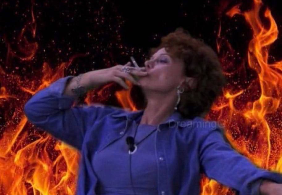 BiasiErika's tweet photo. "Tu Giglio hai detto a Tommaso non hai gli attributi ma non mi sembra che tu l'abbia fatto nello scontro tra Jessica e Yulia"👑

LA SIGNORA OPINIONISTA HA MADRATO 🔥 #grandefratello #gfrouge https://t.co/jVKnzoGxrr