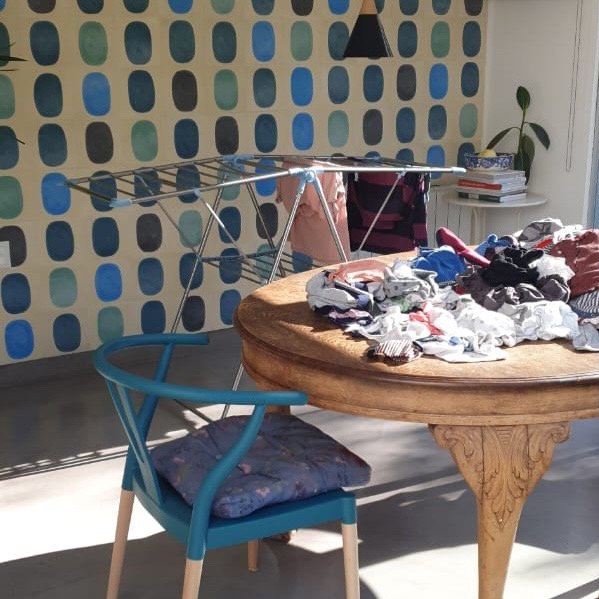 javolett's tweet photo. Imágenes para mi disertación: "Lo cotidiano en la arquitectura contemporánea: los trapitos al sol como ornamentos que reflejan transparencia e identidad" https://t.co/koPsSc7VMe