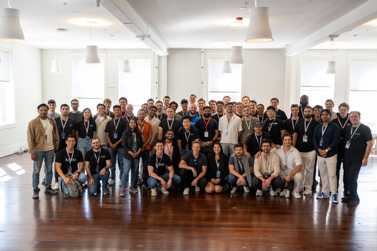 teemingchew's tweet image. After an intense and transformative three months, the @ycombinator S24 has ended last week. Being part of this incredible batch has been nothing short of life-changing for @usemitohealth!
Here are 5 insights to inspire anyone on their entrepreneurial journey:
1️⃣ Talk to Your…