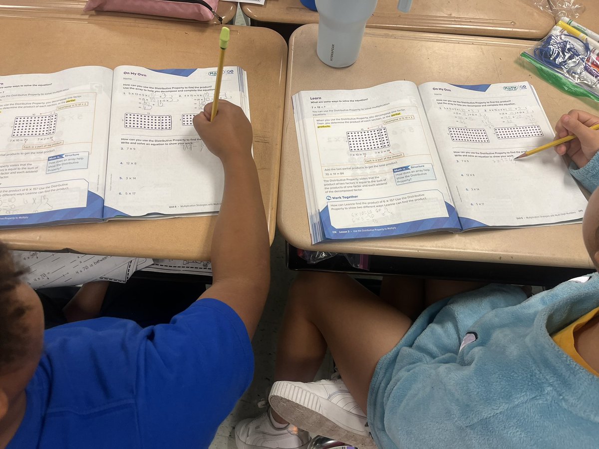 SHEtigertales's tweet image. Mrs. York&apos;s 4th grade students are learning about Distributive Property! It&apos;s helps them break down bigger numbers to solve an equation! Keep working hard!! ✖️➗➕➖
#SHEtales #mathwiz