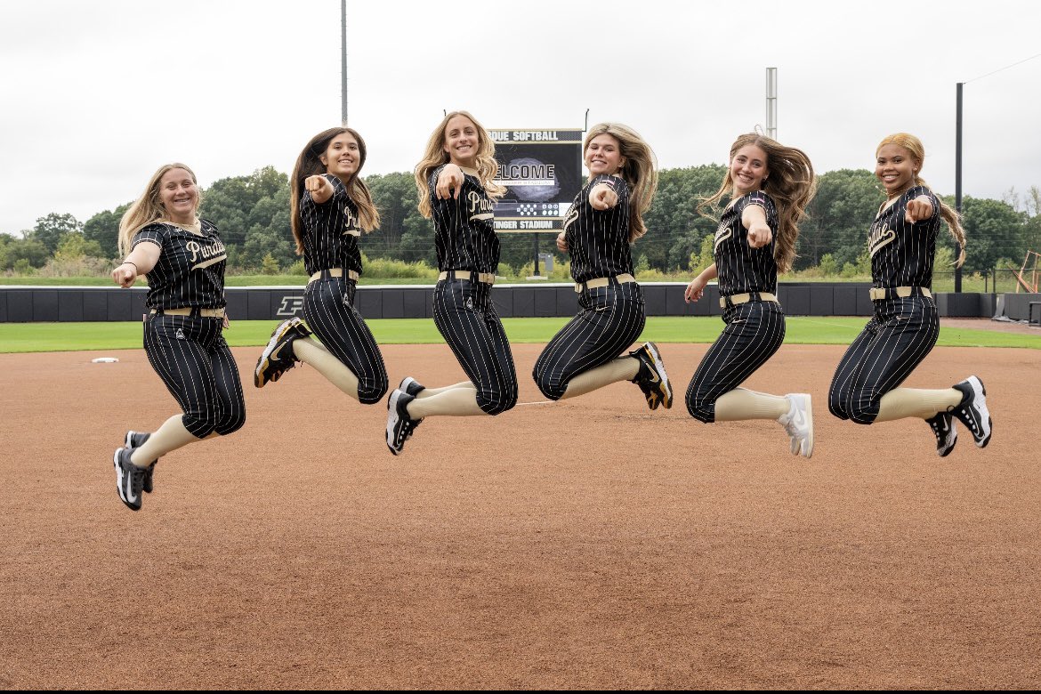 A glimpse of the next 4! Thank you <a href="/PurdueSoftball/">Purdue Softball</a> coaches and future teammates for the best senior visit! Boiler Up🚂🤍

<a href="/CoachMFrezzotti/">Magali Frezzotti</a> <a href="/heather_gelbard/">Heather Gelbard</a> <a href="/jordynrudd63/">Jordyn Rudd-Lee</a> <a href="/JoRichwood/">Jordan</a> <a href="/anna_moore_06/">Anna Moore</a> @KRainey_23 <a href="/HaleyWaggoner07/">Haley Waggoner</a> <a href="/BriannaFont18/">Brianna Fontenot</a> <a href="/KateSarago/">Kate Sarago</a> <a href="/impactcaymol/">Impact Caymol</a>