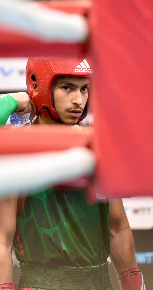 EttifaqSa's tweet photo. 📸 ملاكمـة #الاتفاق في اليـوم الثانـي من بطولة المنطقـة الشرقيـة 🥊

#ألعاب_الاتفاق_المختلفة💚❤️ https://t.co/jXSLK8W5SI