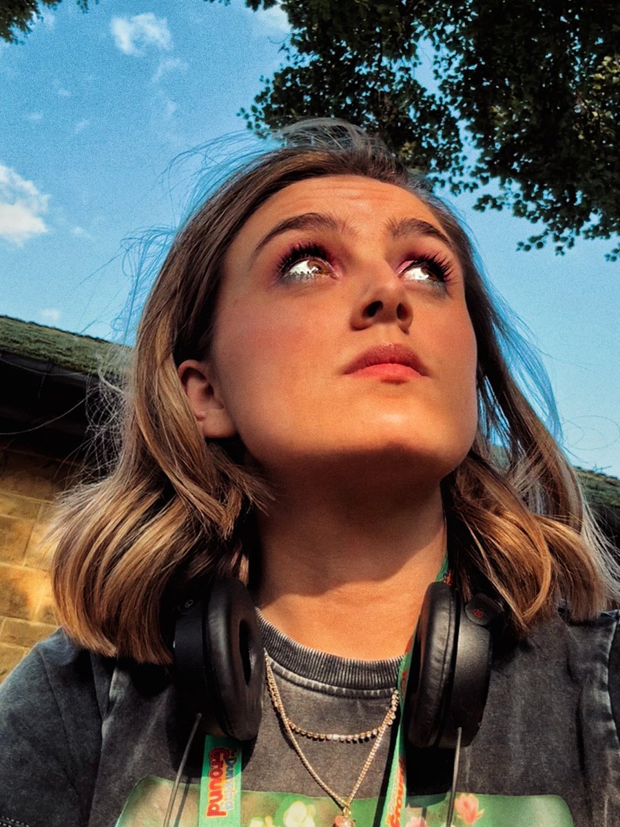 kia pegg tweet media