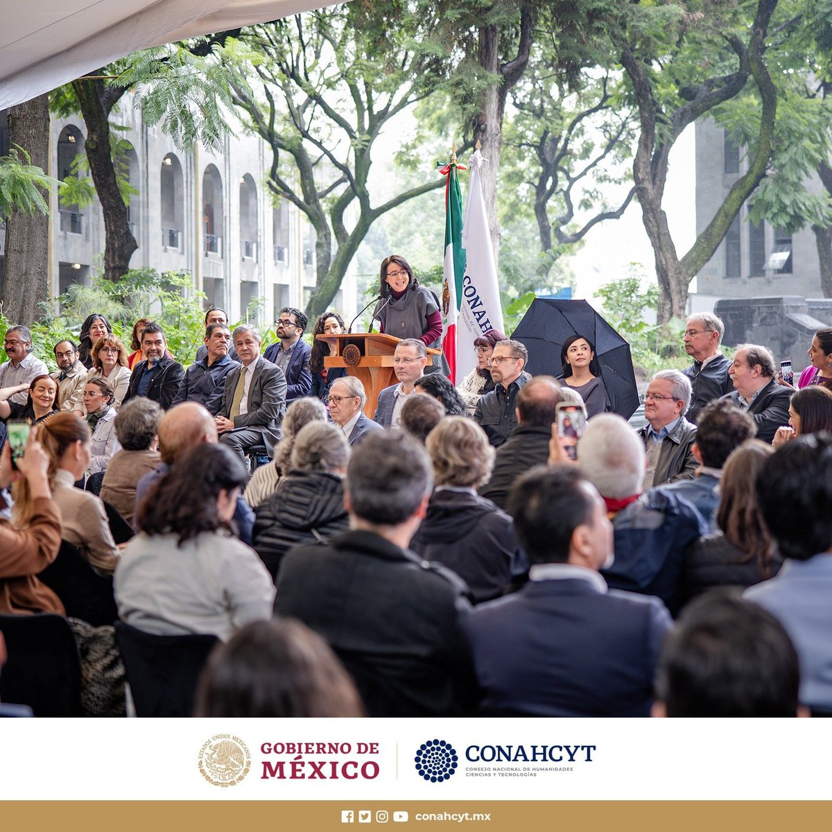 Secihti_Mx's tweet photo. En acto protocolario, la directora general del #Conahcyt, Dra. @ElenaBuylla, destacó que la recuperación de este espacio refleja la alianza interinstitucional y un esfuerzo conjunto de los despachos: Tares, Estudio Mmx, Cande y Himsa. 4/13 https://t.co/FT9Cr9kQY9