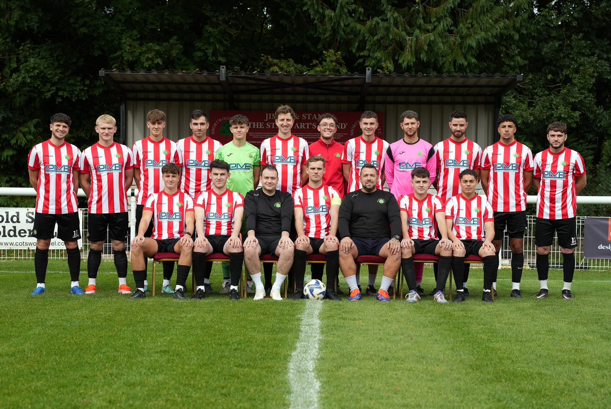 ShortwoodUtdFC's tweet image. This seasons team photo. 

Thanks again to @BrianRossiter1 for this  🤝