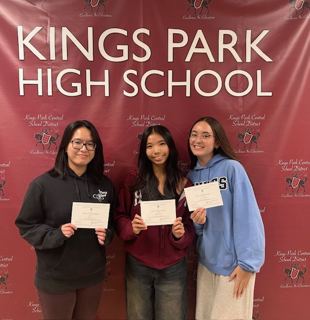 martinojenn's tweet photo. @KPSchools Congratulations to our Commended Students from @nationalmerit for their outstanding performance on the PSAT - scoring among the top 50,000 highest scores! #KPPride #KingsPark #KPHS #Kingsmen #PSAT https://t.co/oa2nD6CYJs