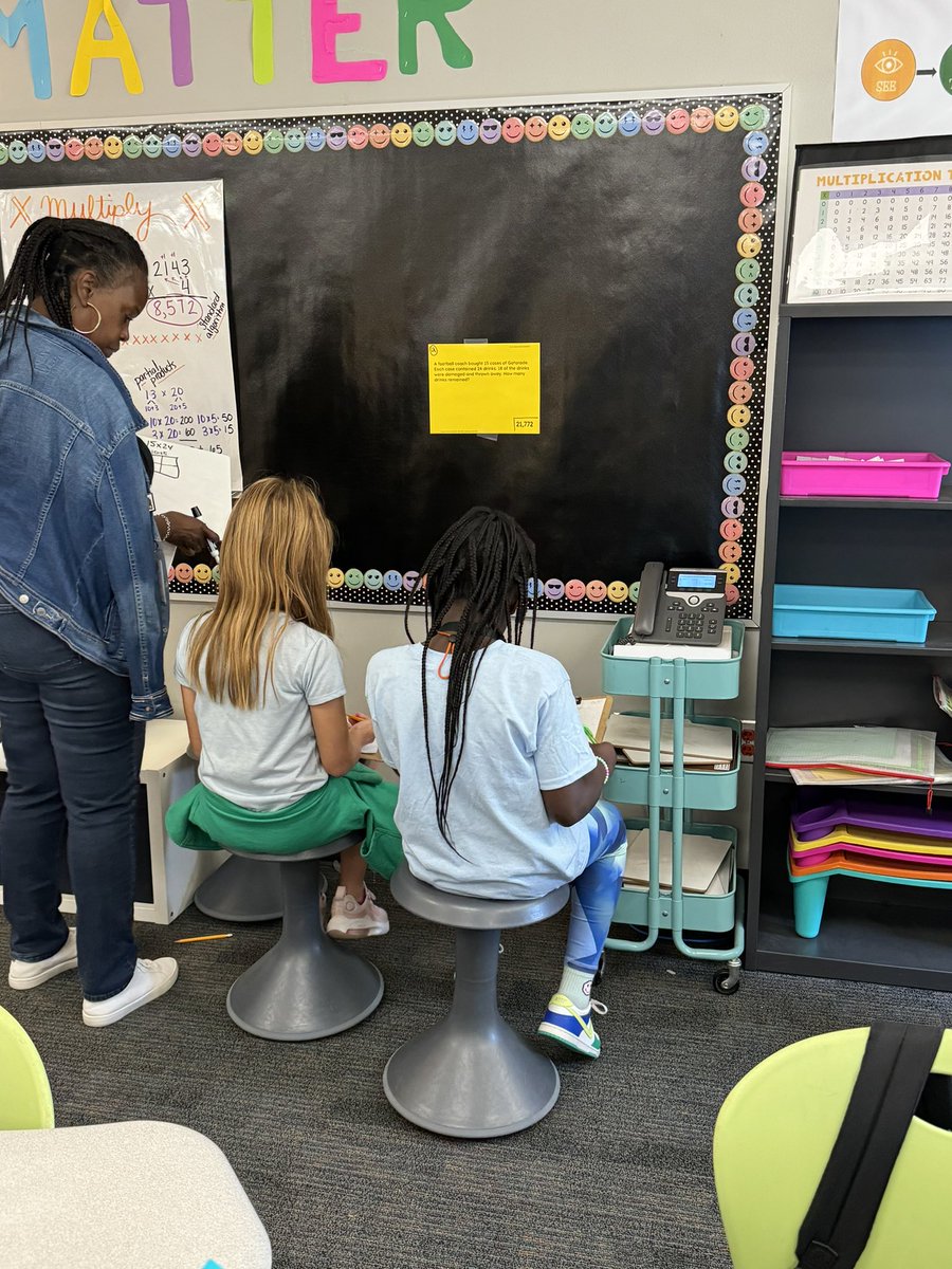 reallifeMsFrizz's tweet image. Reviewing while moving! #bangbears #cfisdmath