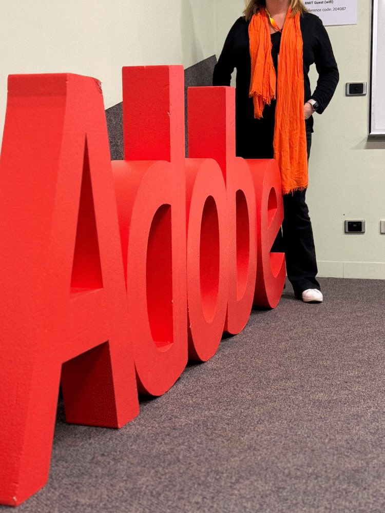 Ummm… getting ready for day 2, trust I don’t break the day first😉 #AdobEDUCreative