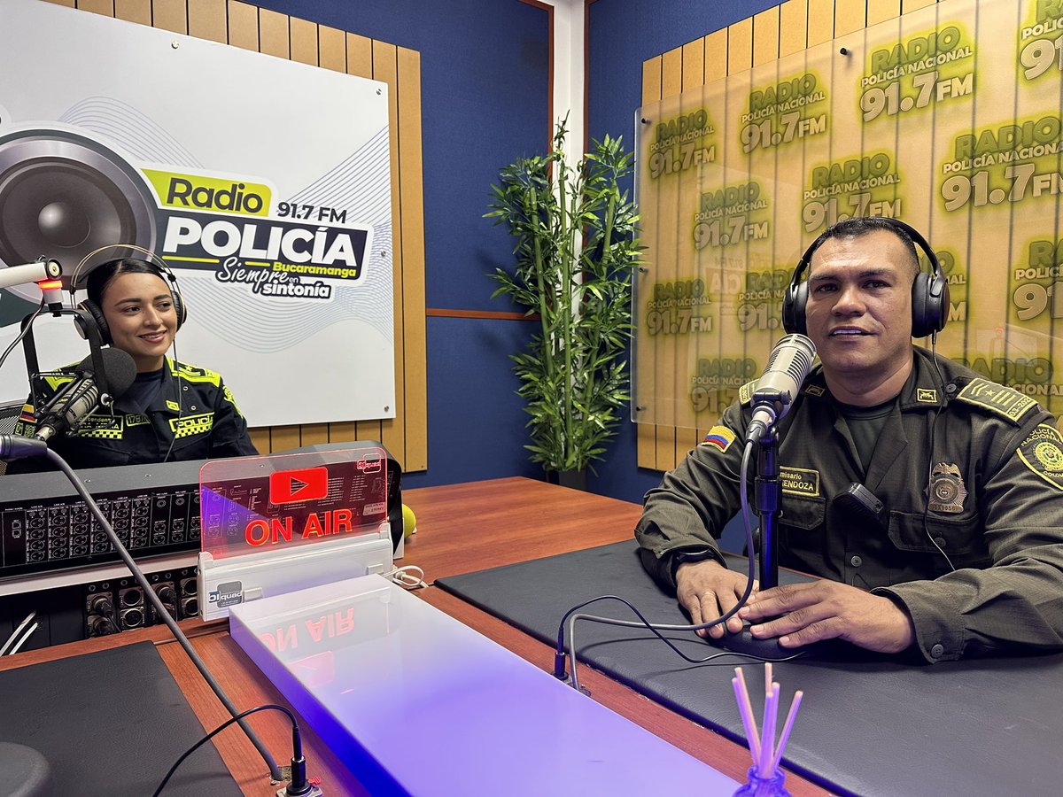PoliciaBmanga's tweet image. #Hoy desde nuestra Emisora “Radio Policía Bucaramanga 91.7 FM los invitamos a participar en La Ruta de la seguridad.

🗓 02 de octubre 2024
⏰ 7:00 pm 
📍Salida Calle 41 con Carrera 12 #BucaramangaMásSegura
📲 3102135951

#GuardianesDeLaBicicleta #DiosYPatria #SiemprePresentes
