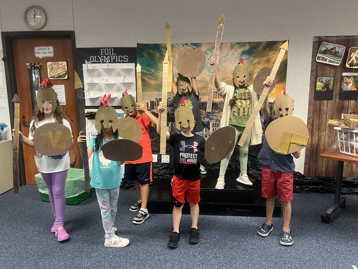 6Daphne's tweet photo. Our Story Spartan warriors are prepared to fight alongside King Leonidas at the Battle of Thermopylae @StoryPrincipal @StoryFalcons https://t.co/YUBtICOlVP