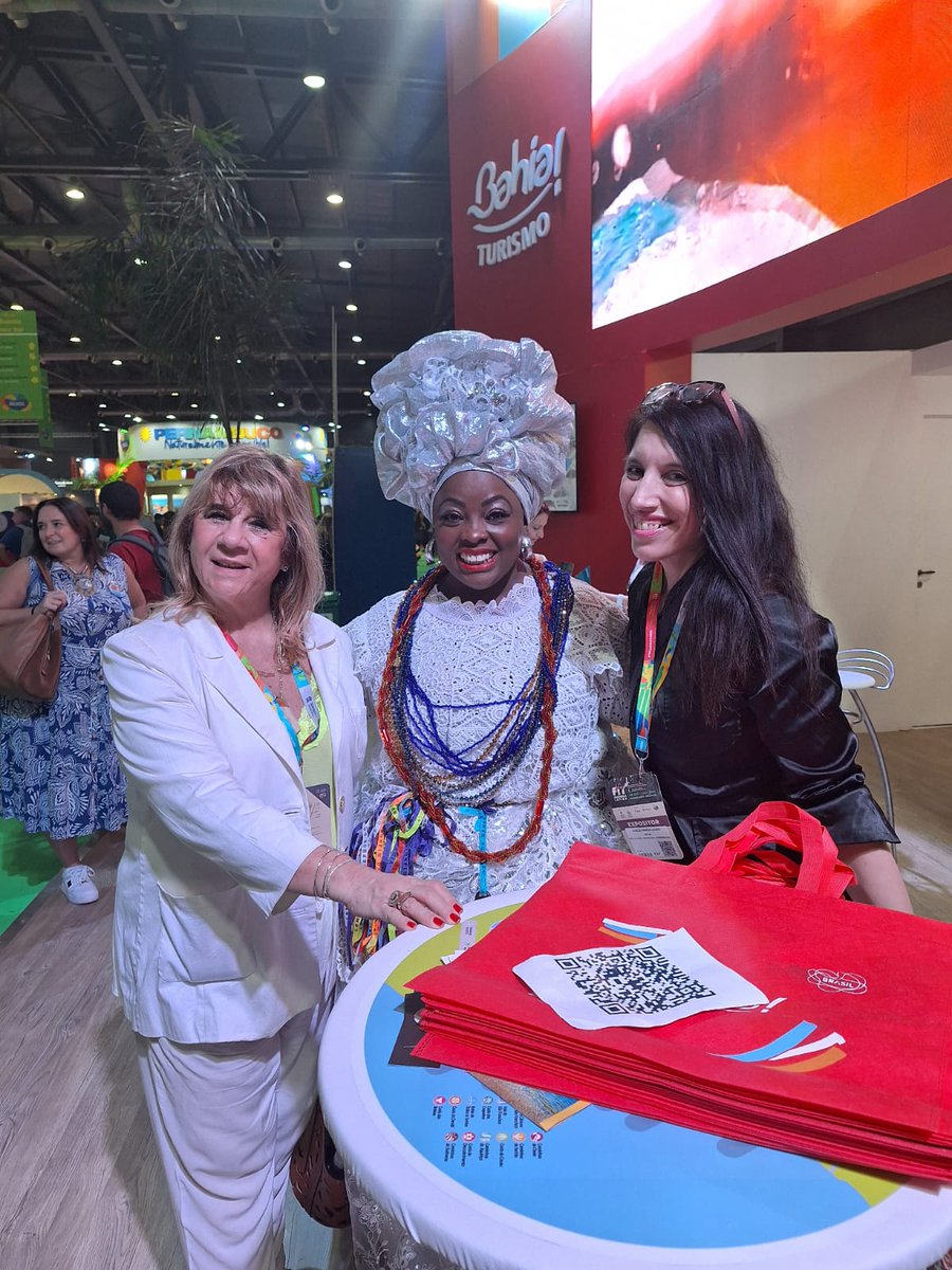 La #FIT qie siempre es un orgullo !!
Recorrerla y compartir con el #SectorTurístico la alegría de estar #JUNTOS !! <a href="/EnTurBA/">Ente de Turismo BA</a> <a href="/fehgra/">FEHGRA</a> <a href="/eugeniawehbe/">Eugenia Wehbe</a> <a href="/FlorenciaRial/">florencial rial</a> <a href="/Lau_Ghezzi/">🌈Lau Ghezzi⚘♻️👨‍🦽</a>