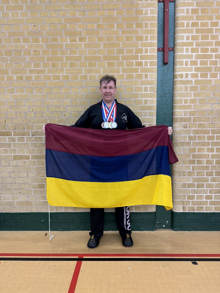 Loz7381's tweet photo. South East TKD Championships. 1 🥇 2 🥈 1 🥉 @ArmyTaekwondo @AMS_MA_24 @ArmyMedServices @armymartialarts @DMS_MilMed @ClareWaltonRAF @DMS_DefMedAcad @ArmySportASCB https://t.co/oKyCgRQDDw