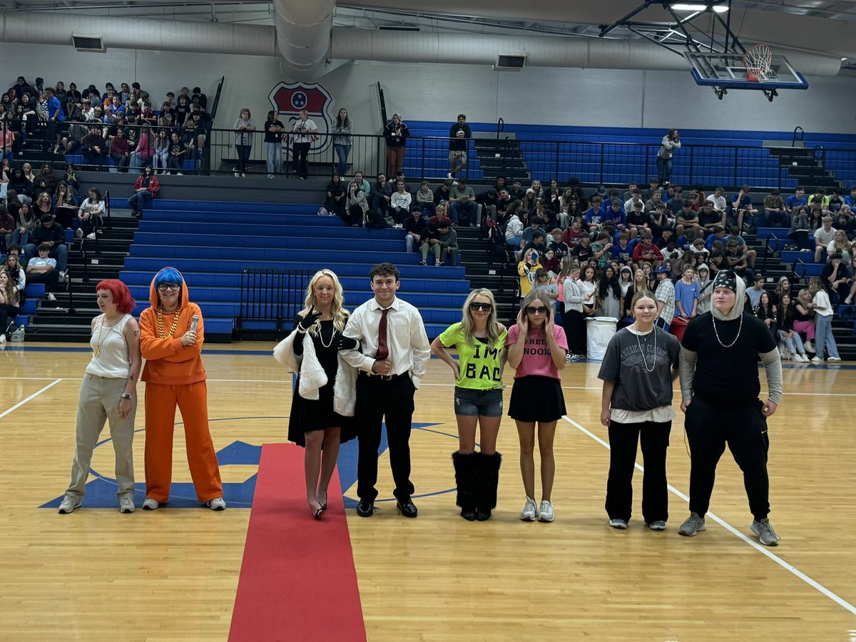 ForrestSchoolRockets tweet media