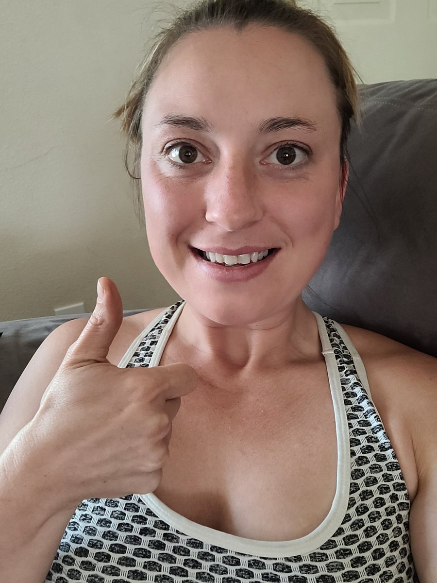 JenaeAlane's tweet photo. I got a 2 part-time job offers  and I accepted them!!!!!!! 1 is Residential Treatment Support Staff at drug/Alcohol treatment center! The other is Recovery Coach at a residential eating disorder clinic!! I have not worked in 6 years! RECOVERY IS POSSIBLE 
#RecoveryPosse https://t.co/VaKpTn89Ab