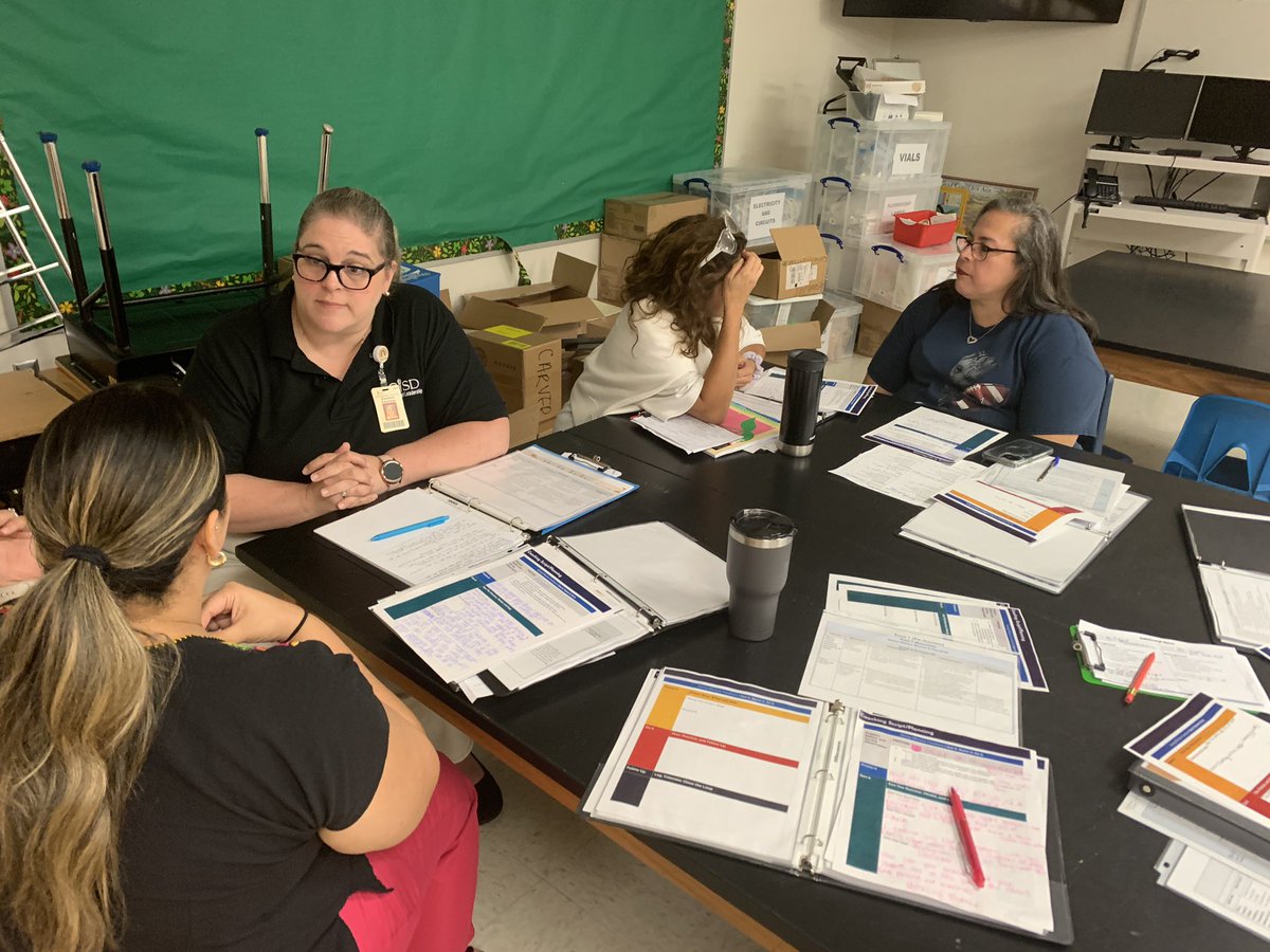 Kelly Curry tweet media