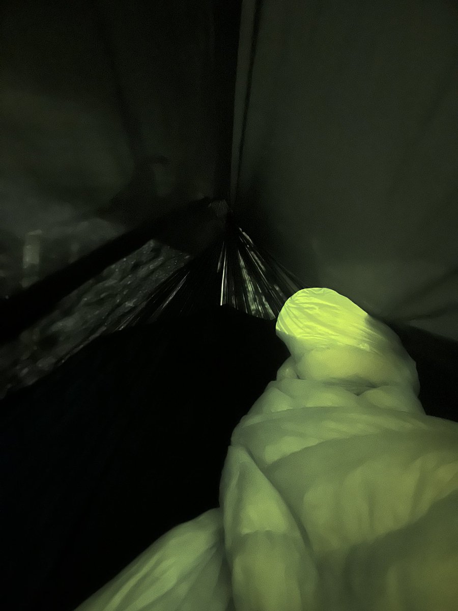 zenhike's tweet photo. ハンモック温泉♨️ 秋田駒ヶ岳・乳頭温泉
この日の夜の予想気温は13度
ARTEMISにアンキルカバー、間にミニマリストパッドを挟んで、トップキルトはキュムラスXライト200を裏返してかぶる
#ハンモック #温泉 #ハンモック温泉 #ハイキング #田沢湖 #bluetraversegear #artemishammock @bluetraverse_g https://t.co/kvFFyiQbBK