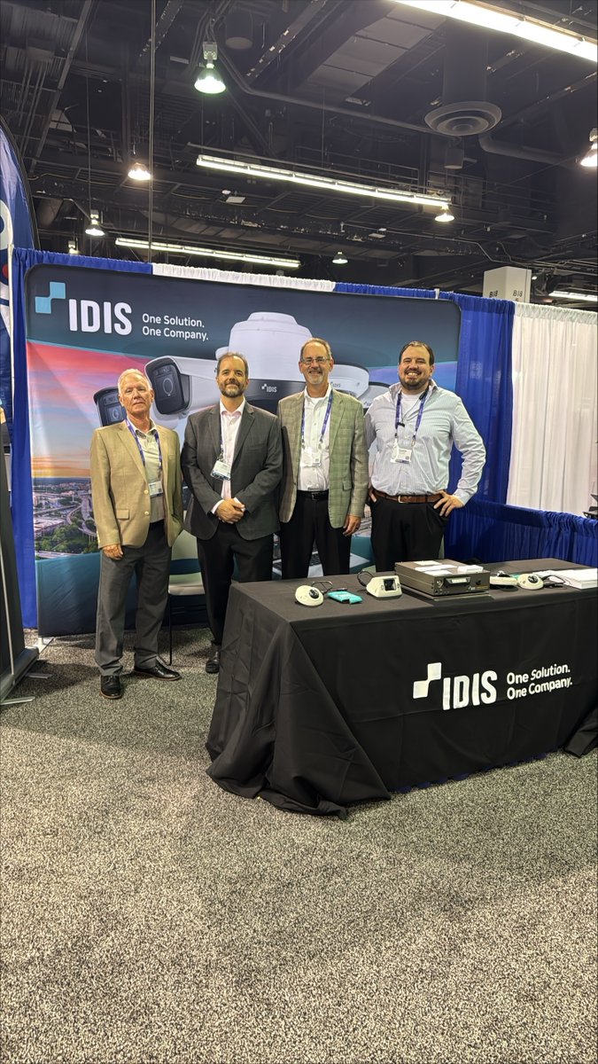 IDISamericas's tweet image. Thanks to those that stopped by booth 408 in Anaheim, CA today for the @APTA Transform 2024 Exhibition! 
#IDISAmericas #TransitSolutions #TransitSecurity