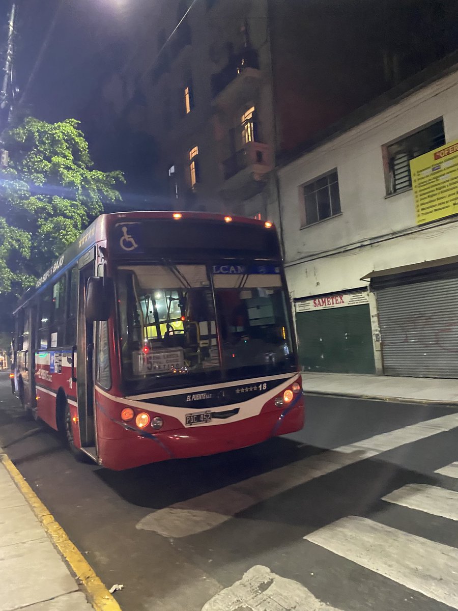 vifareti's tweet photo. #ElQuedadoDelDia
#linea75 Int 18
Viamonte y Azcuenaga
Metalpar Iguazu 2
@CiudadDeBondis https://t.co/wrh9zxcggF