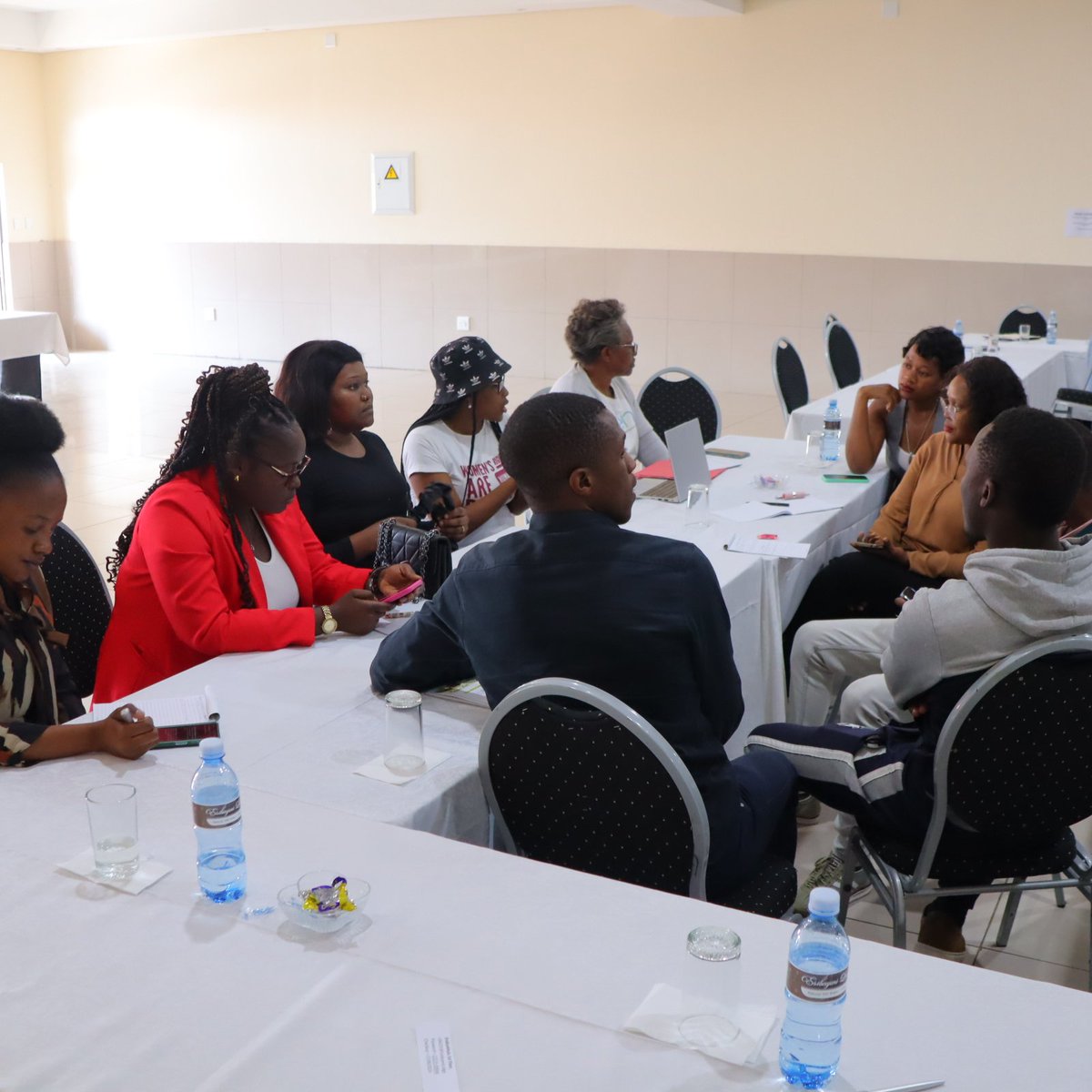 LCOY_SD's tweet photo. Presentations and panel discussions were the order of the day and so much invaluable information was shared with young people. Better collaboration and resilience in the fight against climate change 

#lcoy2024 #climatechange #climatefinance https://t.co/d9AP8TTZDv