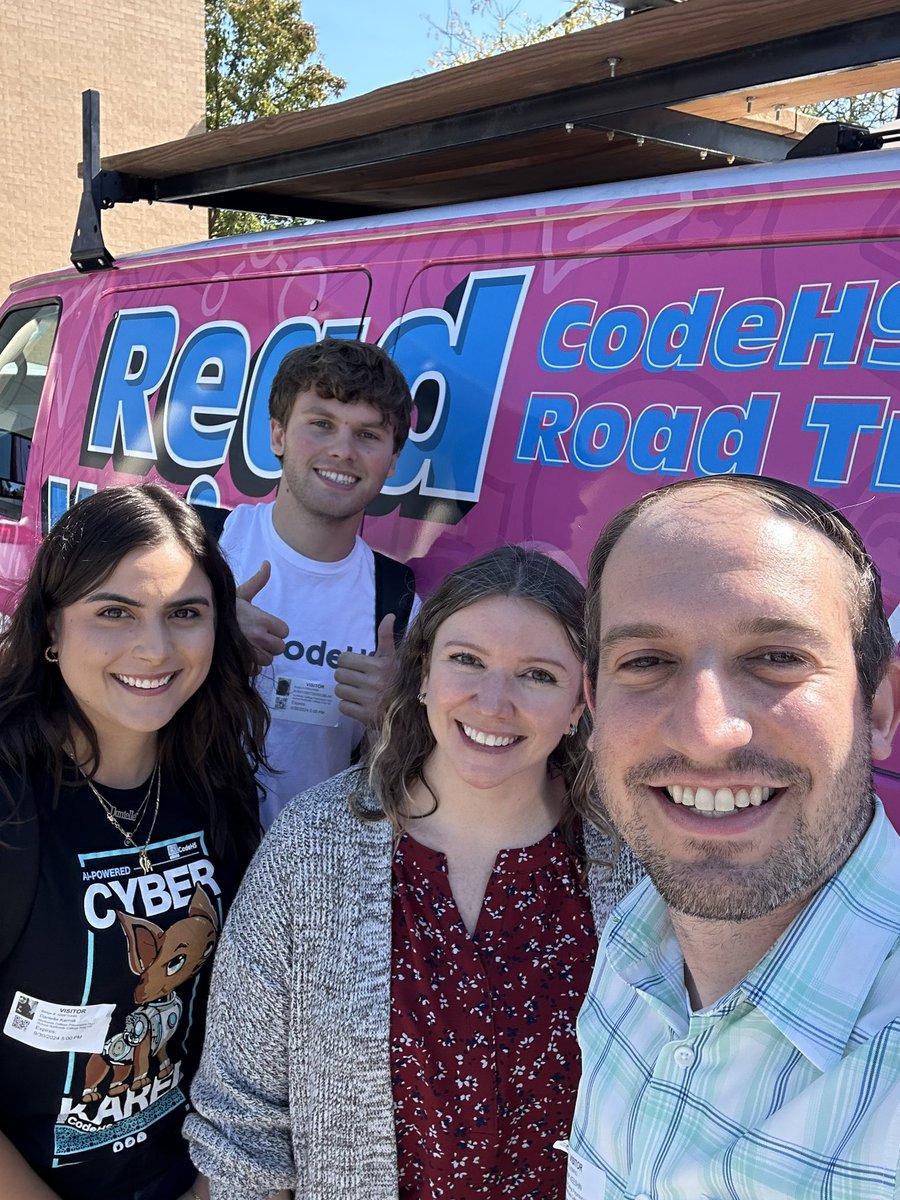 jkeesh's tweet image. Great to visit @ncpcompsci today with @CodeHS and see some AP CSP classes! #CodeHSRoadTrip #ReadWriteCode