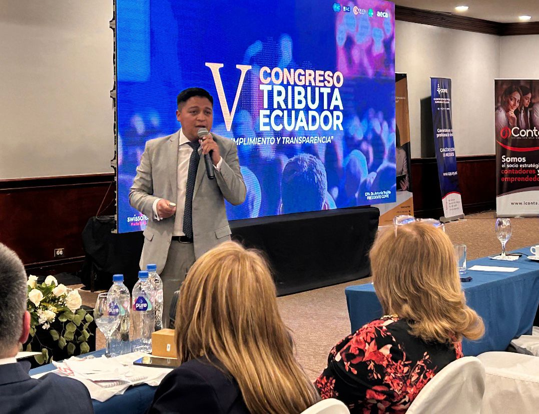 SRI Ecuador tweet media