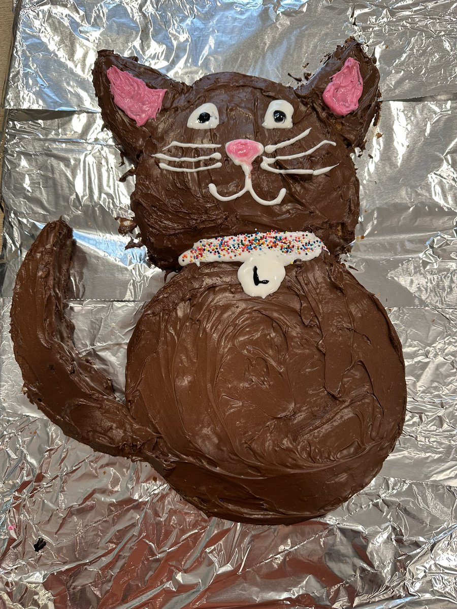 möther is an artisté