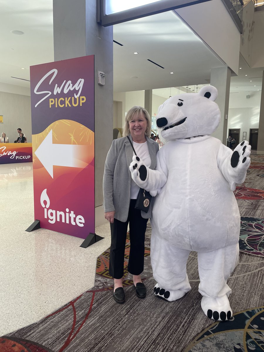 NEOGOV's tweet photo. Meeting old and new friends at registration (including Sparky!) https://t.co/dWDLj9Ys9k