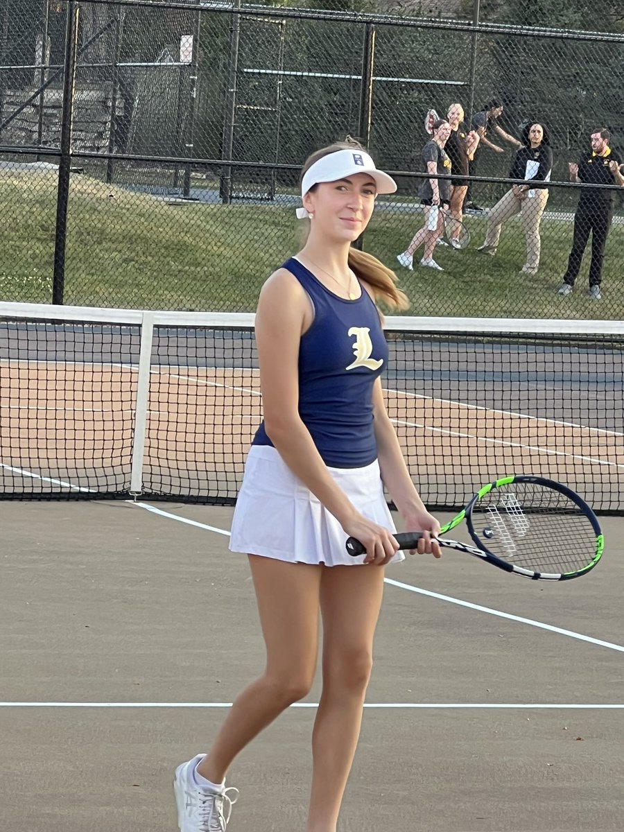 Lemont tennis wins
Varsity 4-1 JV 5-0
