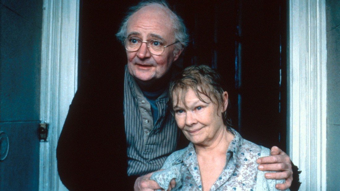 Jim &amp; Dame Judi Dench on the set of Iris (2001)
<a href="/JudiDenchNews/">Dame Judi Dench</a> @Judi_Daily