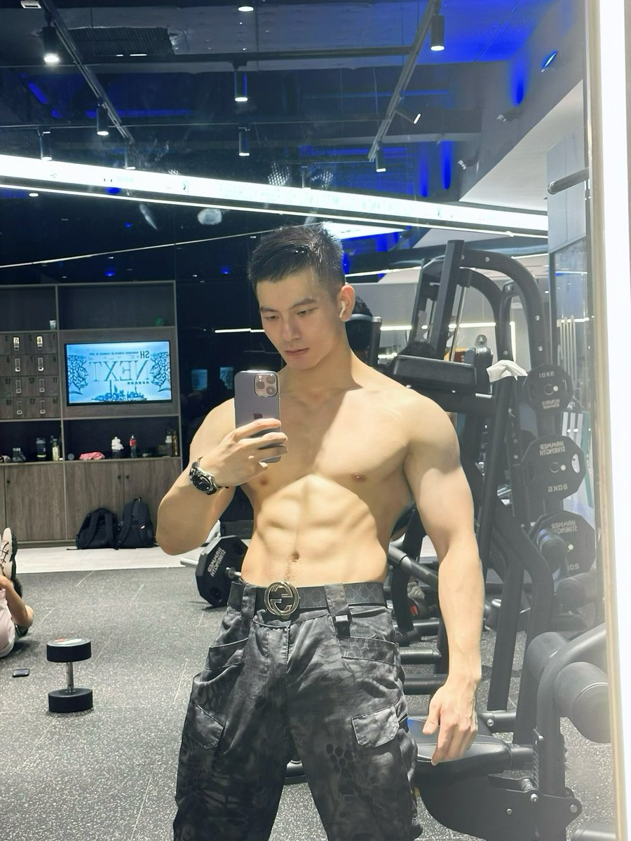 白斩哥哥 tweet media