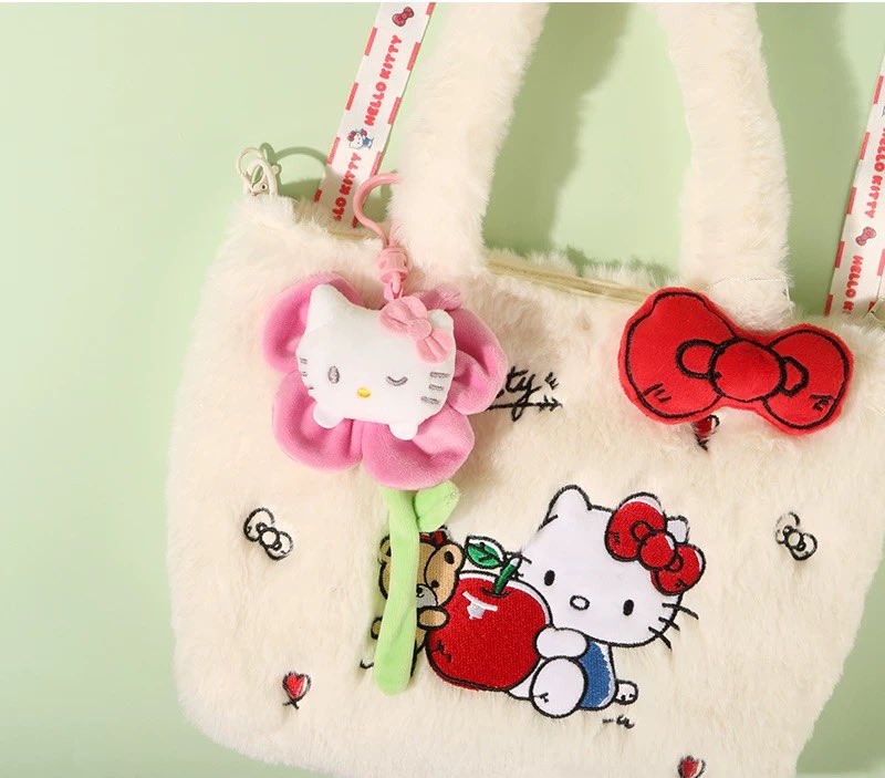 Sanrio x Miniso - flower keychain น่ารักมากก 260 บาท รวมส่ง รอของ 7-10 วัน มีใครสนใจมั้ยค้าา

#ตลาดนัดซานริโอ้ #ตลาดนัดsanrio