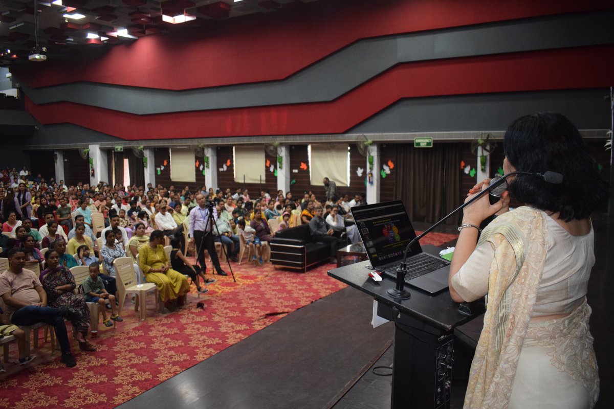 JPSRDR_123's tweet image. 𝐏𝐚𝐫𝐞𝐧𝐭𝐬 ‘ 𝐎𝐫𝐢𝐞𝐧𝐭𝐚𝐭𝐢𝐨𝐧  𝐨𝐧 𝐇𝐨𝐥𝐢𝐬𝐭𝐢𝐜 𝐏𝐫𝐨𝐠𝐫𝐞𝐬𝐬 𝐂𝐚𝐫𝐝
#holisticeducation #holisticprogresscard #studentdevelopment #ParentTeacherPartnership #schoolevents