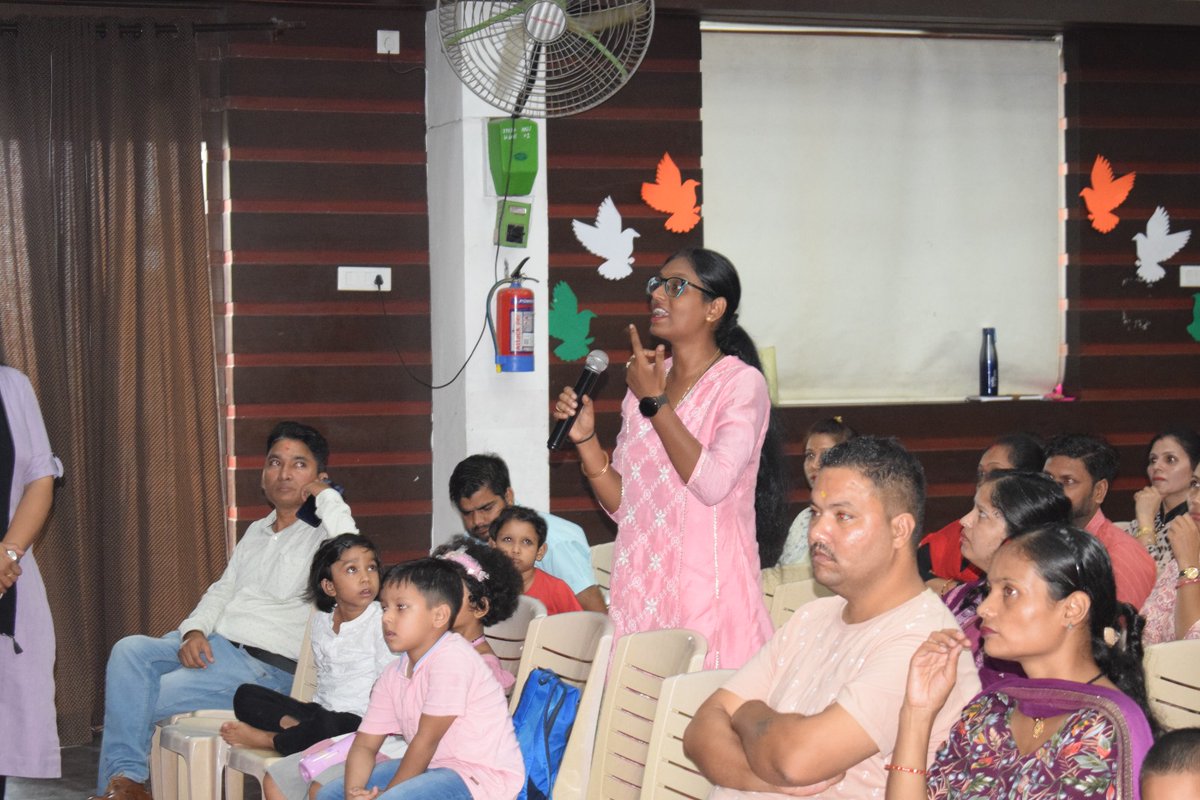 JPSRDR_123's tweet image. 𝐏𝐚𝐫𝐞𝐧𝐭𝐬 ‘ 𝐎𝐫𝐢𝐞𝐧𝐭𝐚𝐭𝐢𝐨𝐧  𝐨𝐧 𝐇𝐨𝐥𝐢𝐬𝐭𝐢𝐜 𝐏𝐫𝐨𝐠𝐫𝐞𝐬𝐬 𝐂𝐚𝐫𝐝
#holisticeducation #holisticprogresscard #studentdevelopment #ParentTeacherPartnership #schoolevents