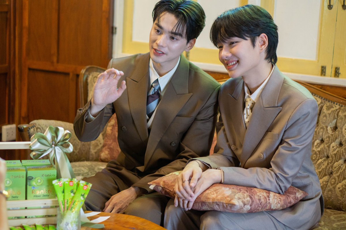 kenkogummies's tweet image. รวมภาพบรรยากาศงาน ✨𝑴𝑼𝑻𝑬𝑳𝑼✨ 𝒘𝒊𝒕𝒉 𝑲𝒆𝒏𝒈𝑵𝒂𝒎𝒑𝒊𝒏𝒈 🦆🐰

ขอขอบคุณทุกคนที่มาร่วมเป็นส่วนหนึ่งในการสร้างความทรงจำสุดพิเศษนี้ไปด้วยกันนะคะ 🙇‍♀️💖

📍สามารถดูภาพบรรยากาศงานเพิ่มเติมได้ที่
👉🏻 shorturl.asia/Xdczo

☎️ Ask for details via 𝗟𝗶𝗻𝗲 𝗢𝗳𝗳𝗶𝗰𝗶𝗮𝗹…