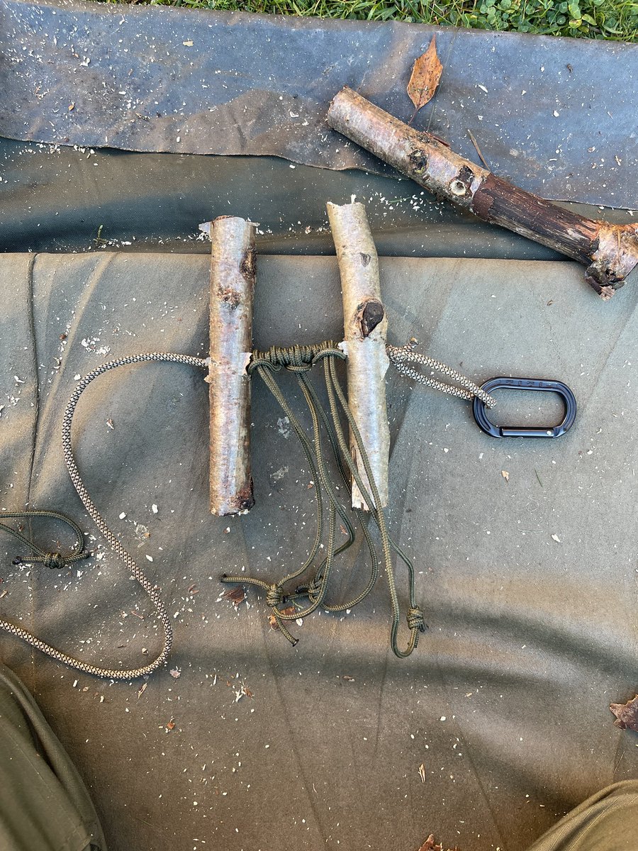 Sneaky Media Group tweet media