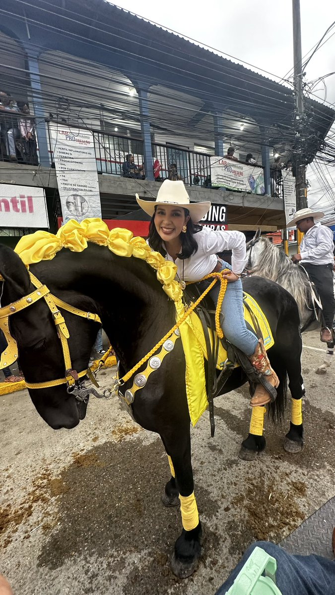 skharolyna's tweet photo. La + feliz fui yo! 🥰🐎 
#ferinpro https://t.co/BIBfqAKiJY