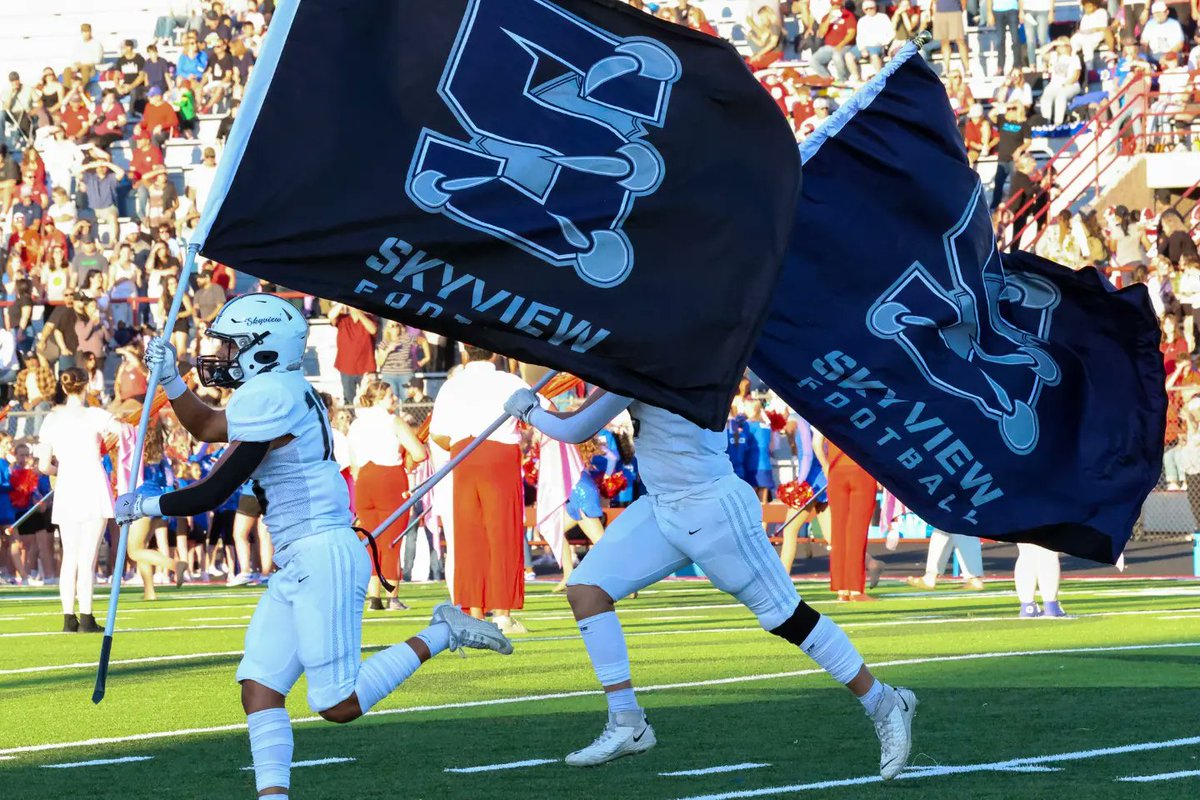 Danielle Crow tweet media